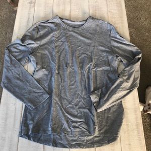 Lululemon 5 year basic long sleeve size small
